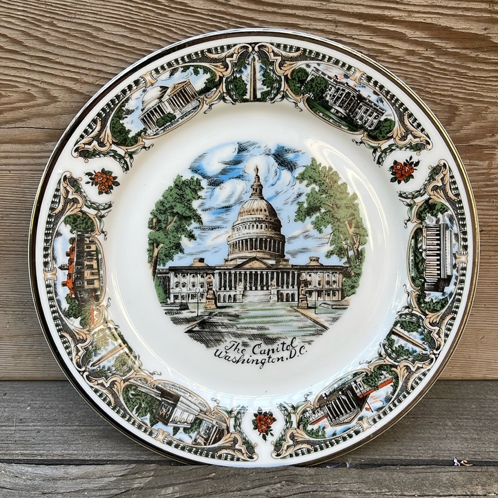 Vintage Souvenir Plate Featuring The Capitol Washington D.C.